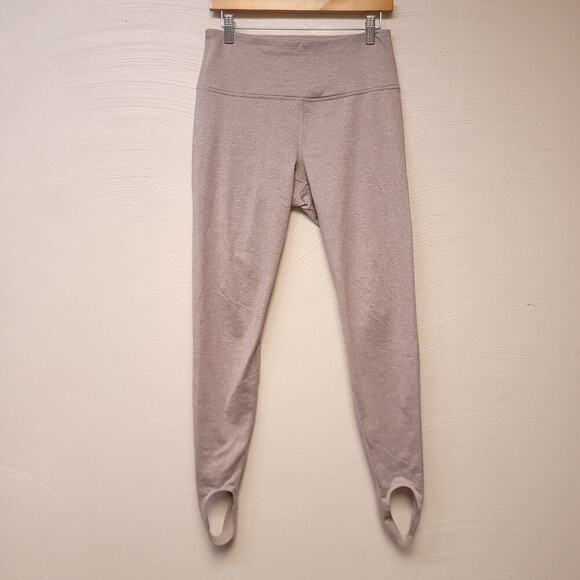 Old Navy Leggings Size M High Waisted Performance Stirrup Tan Pants Soft 2022 - Picture 1 of 7
